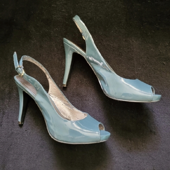 Heels - Picture 8 of 8